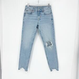 American Eagle Ripped Knee Skinny Jean Size 4